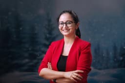 Dr. Deeksha Pandey